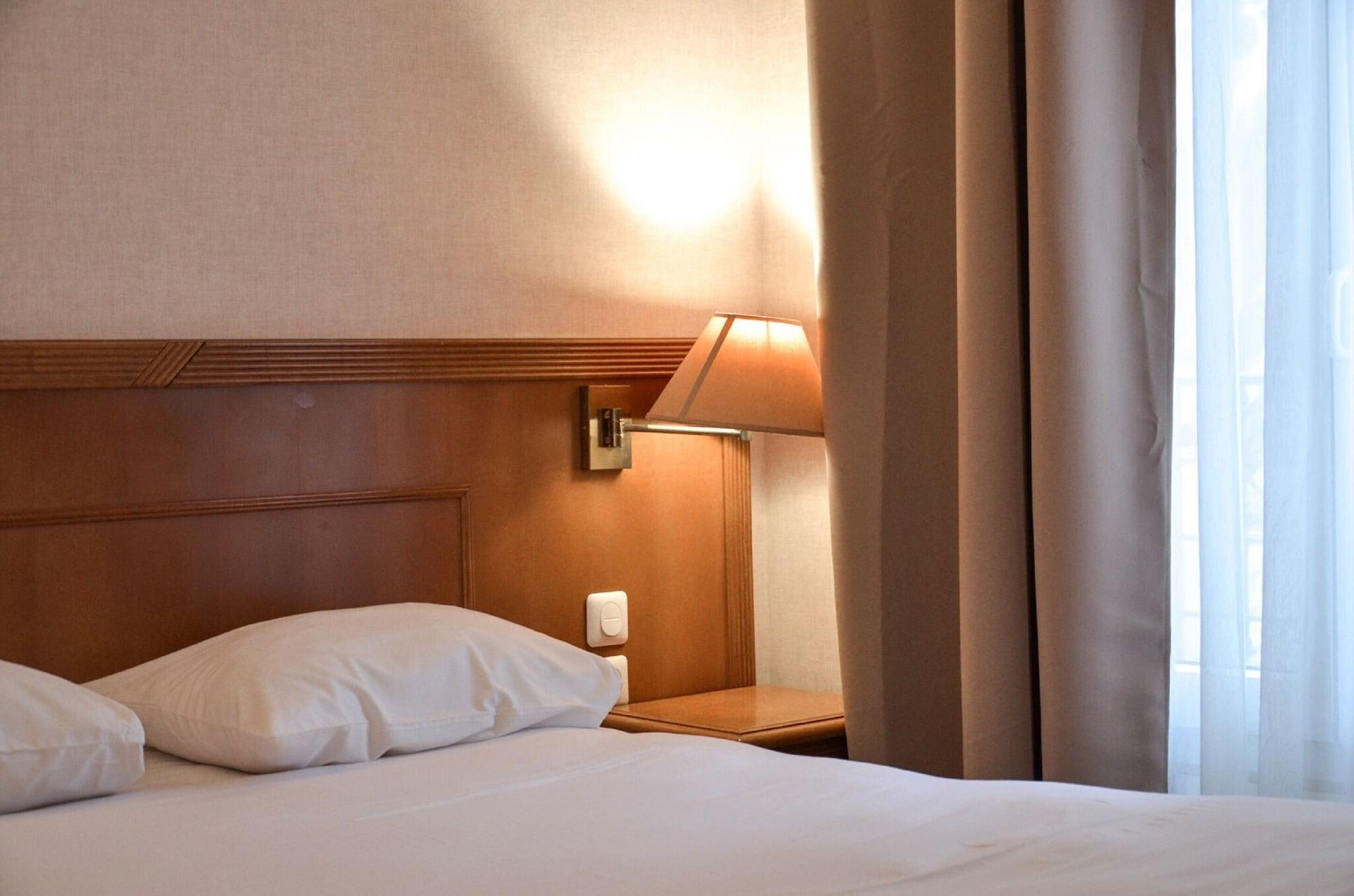 Hotel De La Perdrix Rouge Paris Ngoại thất bức ảnh