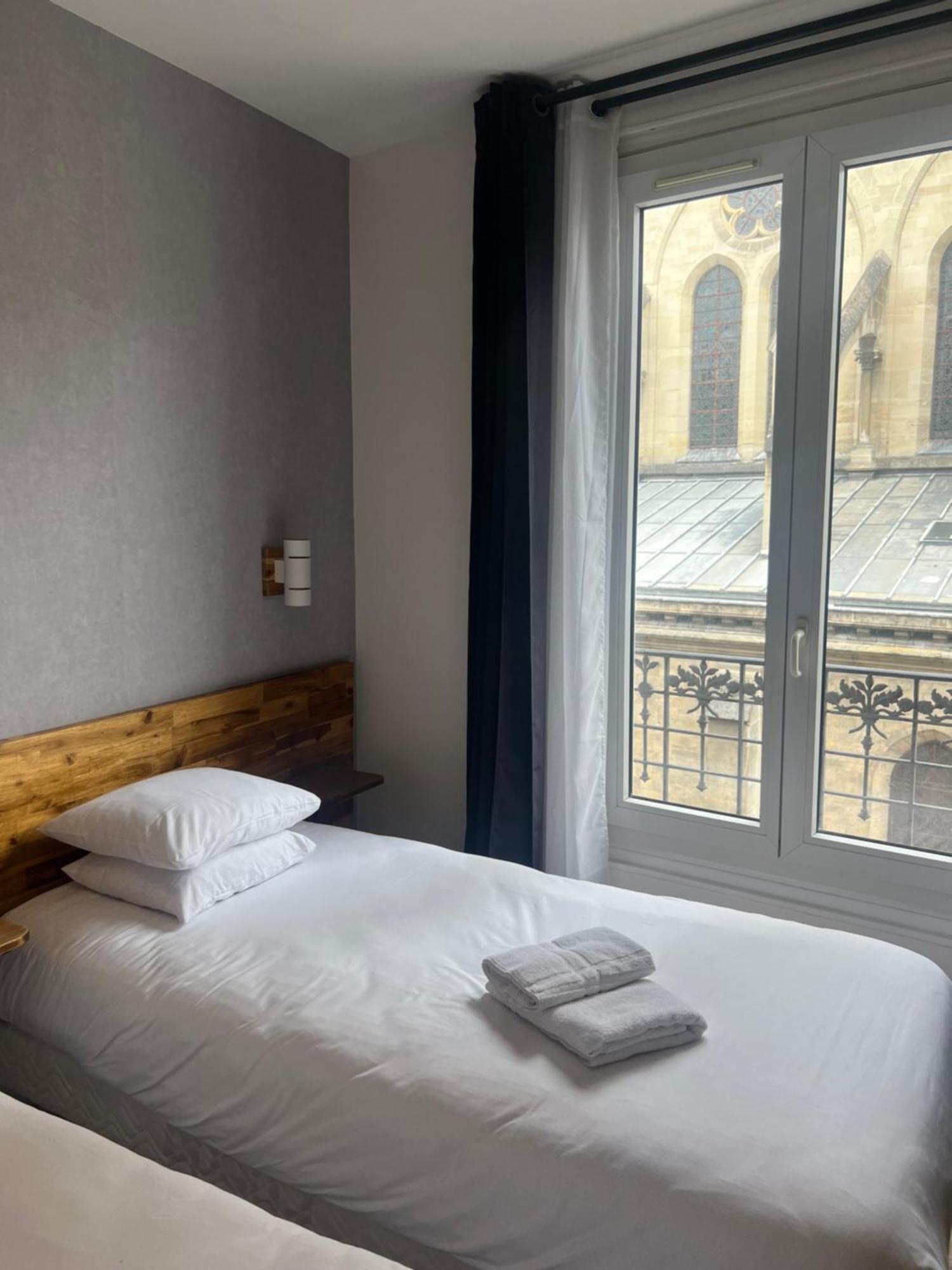 Hotel De La Perdrix Rouge Paris Ngoại thất bức ảnh